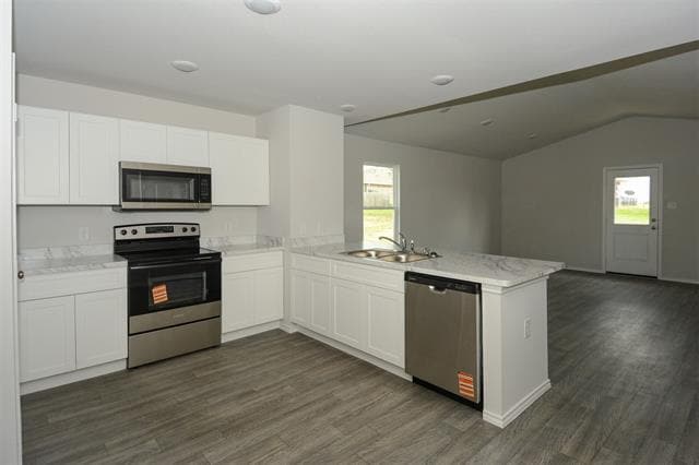 Building Photo - 297 Victory Dr
