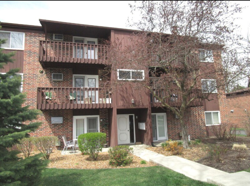 Primary Photo - 662 Daisy Ln
