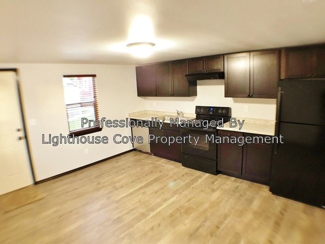 Building Photo - 1510 Snyder Ave