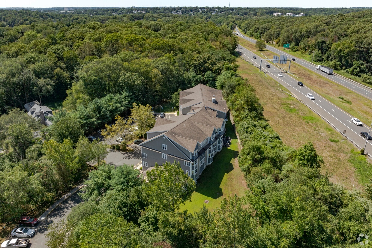 1235 Huntington Tpke - Huntington Place