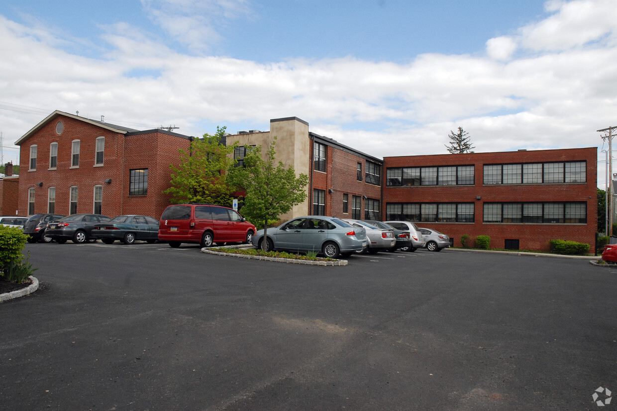 Primary Photo - The Knitting Mill on Peach Alley