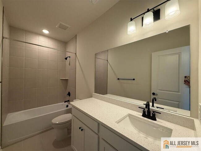 Foto del edificio - 1211 Parker Blvd
