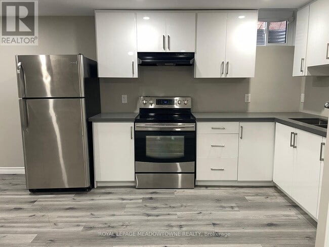 Building Photo - 1600 Stevenson St