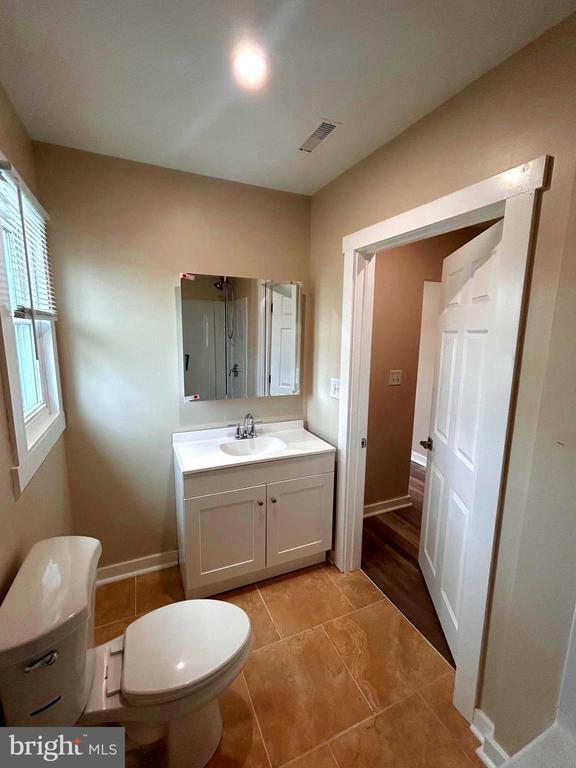 Foto del edificio - 1063 Tanyard Rd