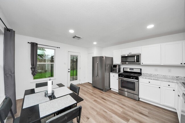 Foto del edificio - 20631 Tealbrook Dr