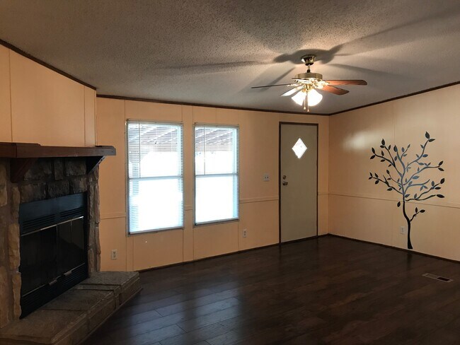 Building Photo - 2426 Villa Rd