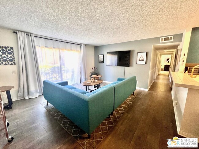Foto del edificio - 31200 Landau Blvd