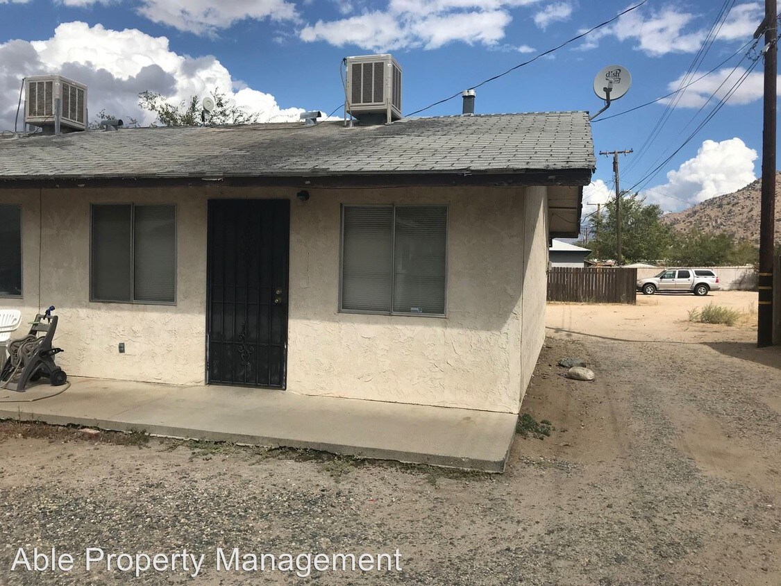 Foto principal - 2532 Fulop St