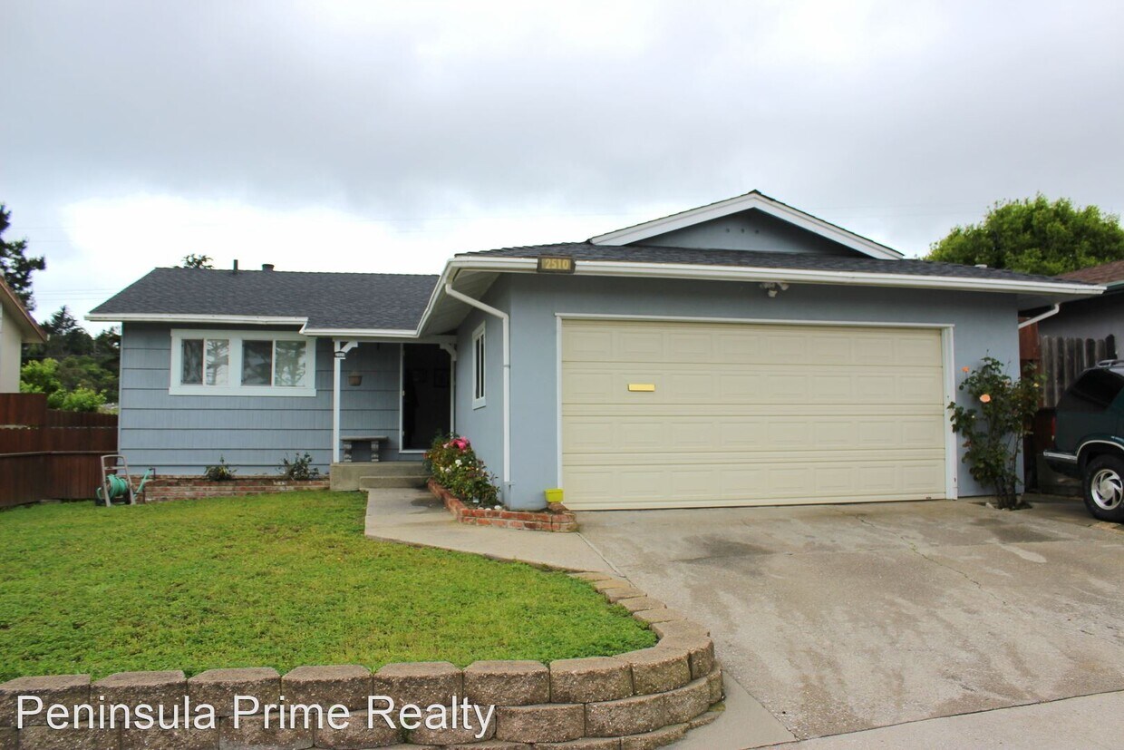 Primary Photo - 2510 Maywood Dr