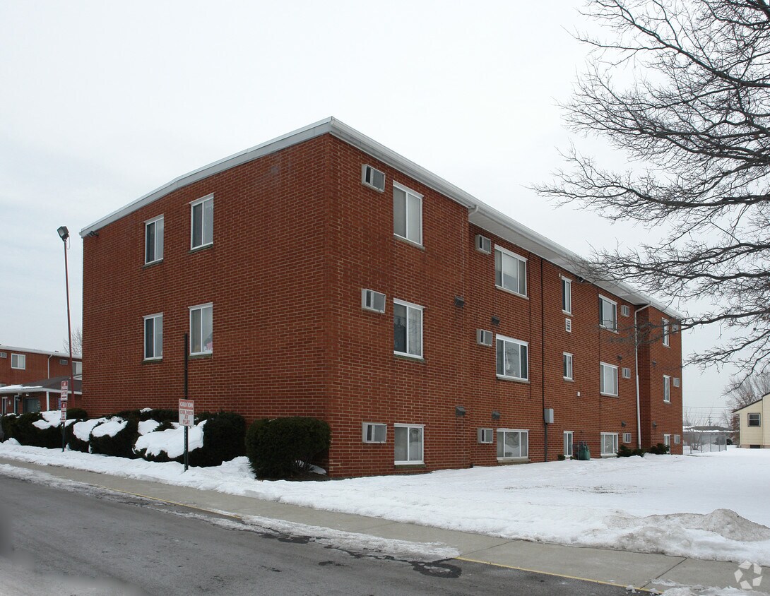 Westgate Gardens Apartments Apartments in Lorain, OH