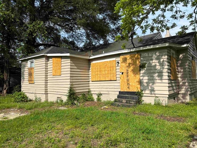 Building Photo - 1616 Prescott Rd