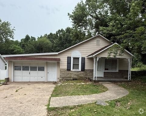 Building Photo - 725 W Holly Hill Rd