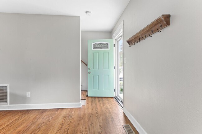 Foto del edificio - Renovated Bayview Beach Home!