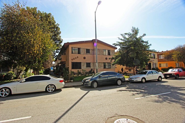 Foto del edificio - 6030 Cadillac Ave