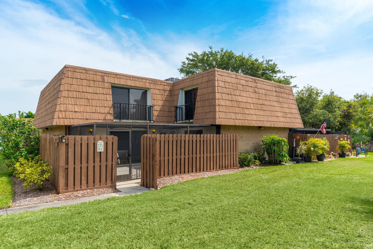 Foto principal - 5962 SE Riverboat Dr