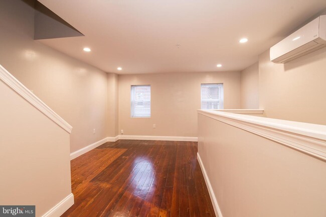 Foto del edificio - 980 N Lawrence St
