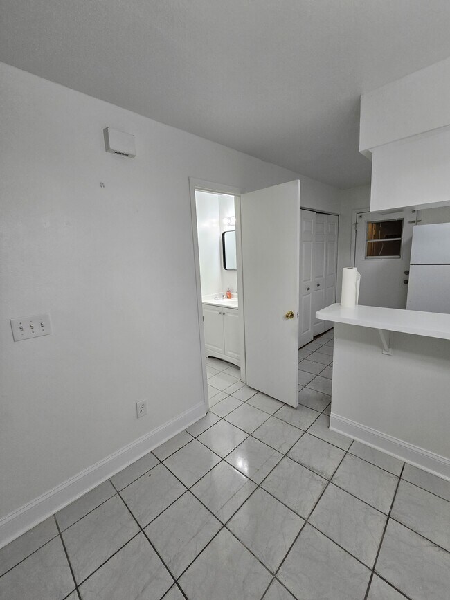 Foto del edificio - 6780 121st Ave