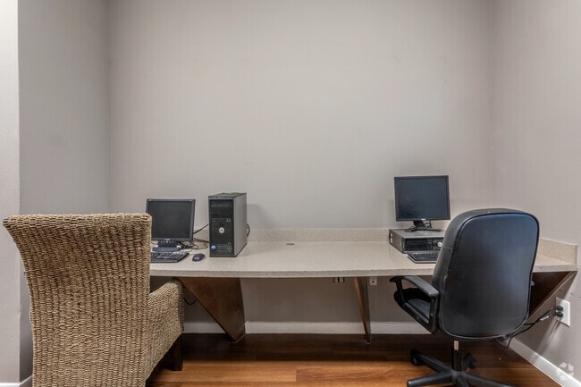 Business Center - North Forest Trails