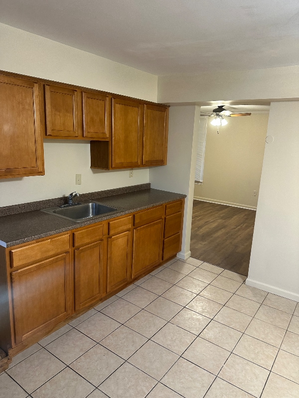 Building Photo - 555a E Central Ave