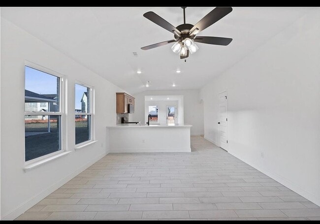 Building Photo - 1512 Lowery St