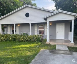 Building Photo - 22250 Miami Ave