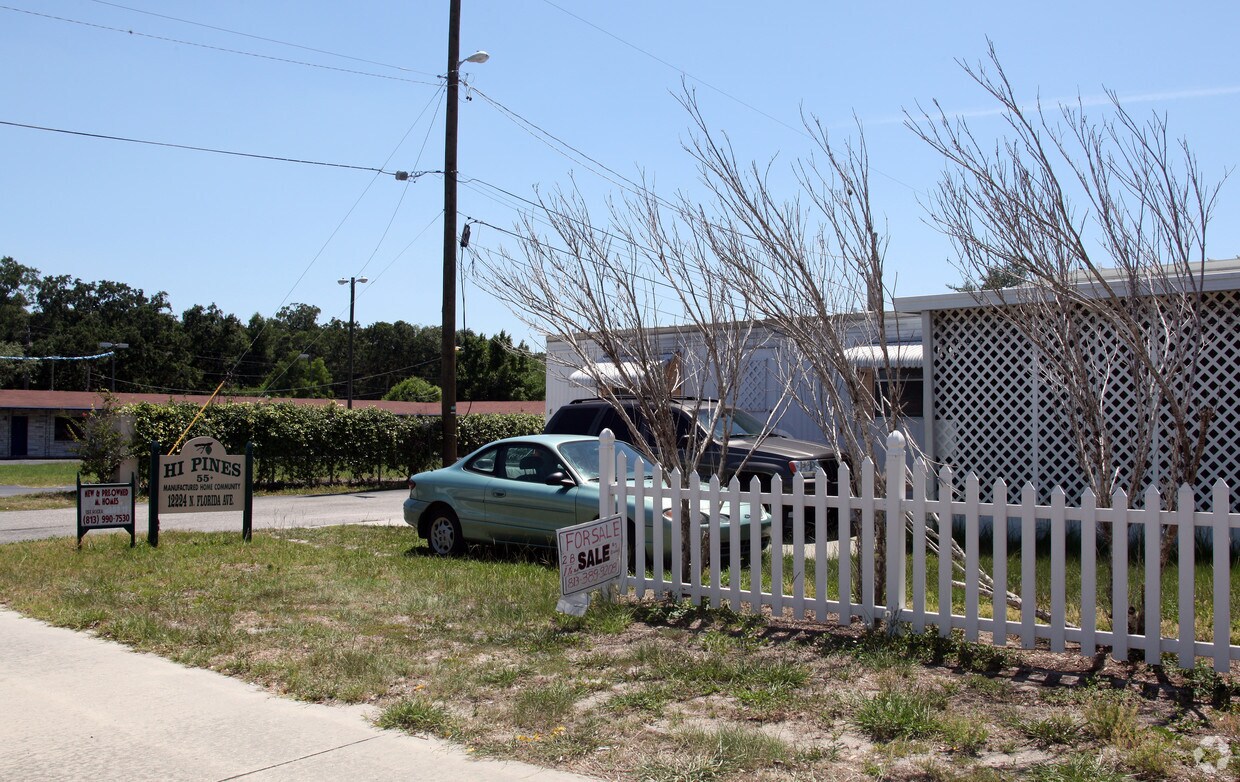 Building Photo - 12224 N Florida Ave