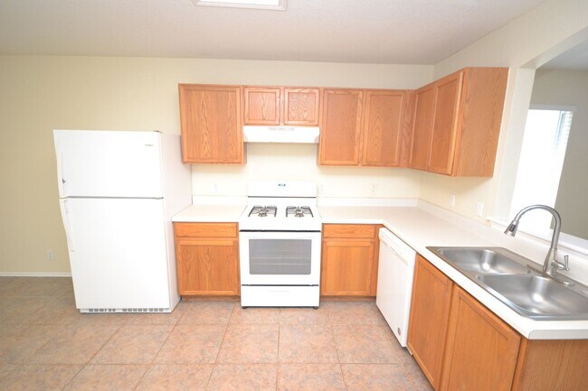 Foto del edificio - 3 Bedroom 2 Bath in Horizon Park