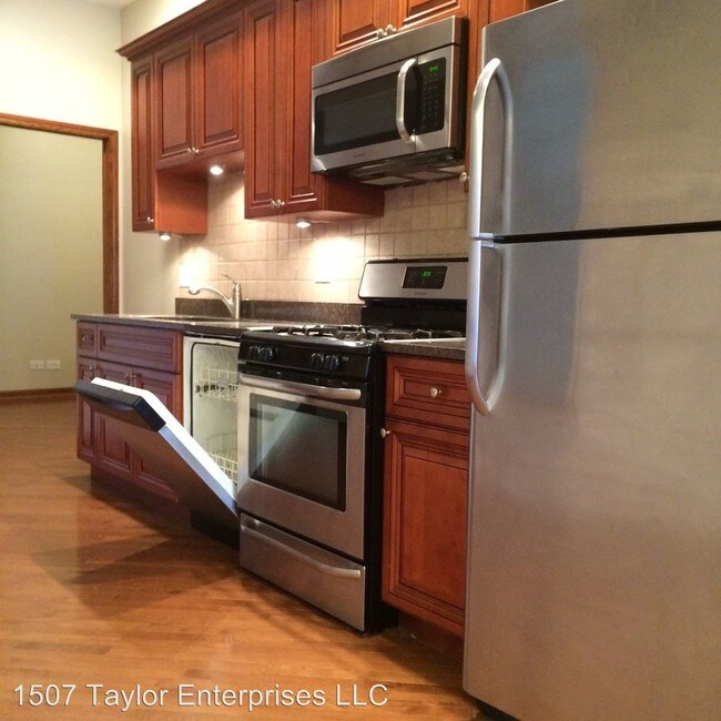 Building Photo - 1507 W Taylor St