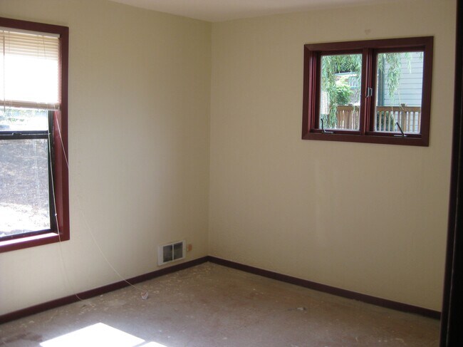 North Bedroom - 4151 NE 142nd St