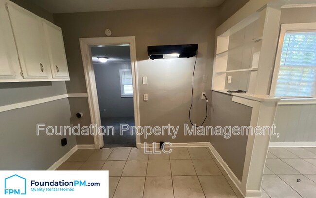 Foto del edificio - 3429 Carrington Rd