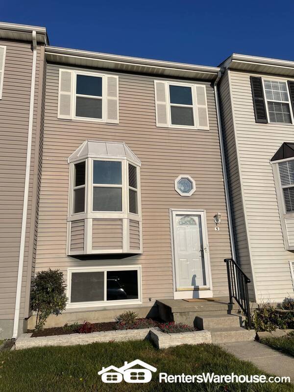 5 Joggins Ct, Middle River, MD 21220 House Rental in Middle River, MD