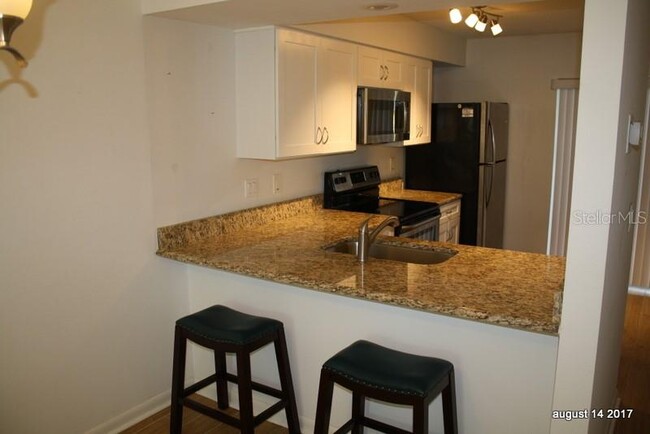 Building Photo - 6533 Spring Flower Dr
