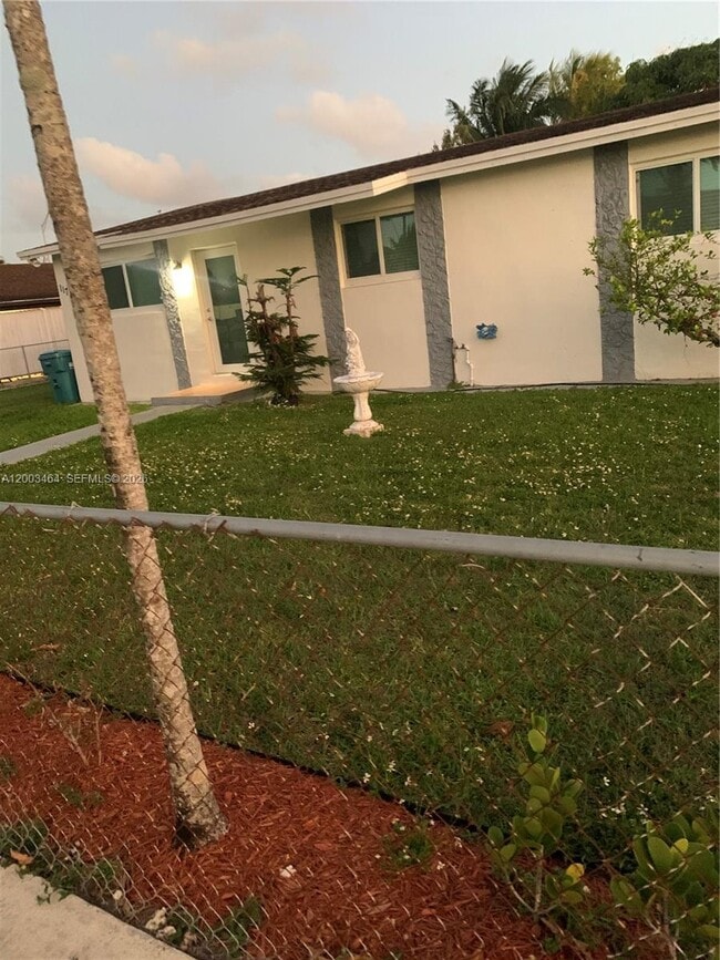 Building Photo - 11710 SW 181st Ter