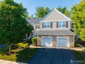 Building Photo - 12 Scarlet Oak Dr