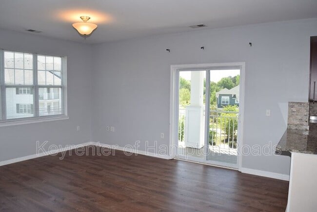 Building Photo - 2424 Chancery Ln