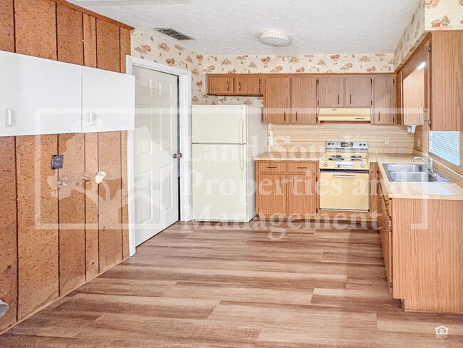 Foto del edificio - 708 Boyd Ct