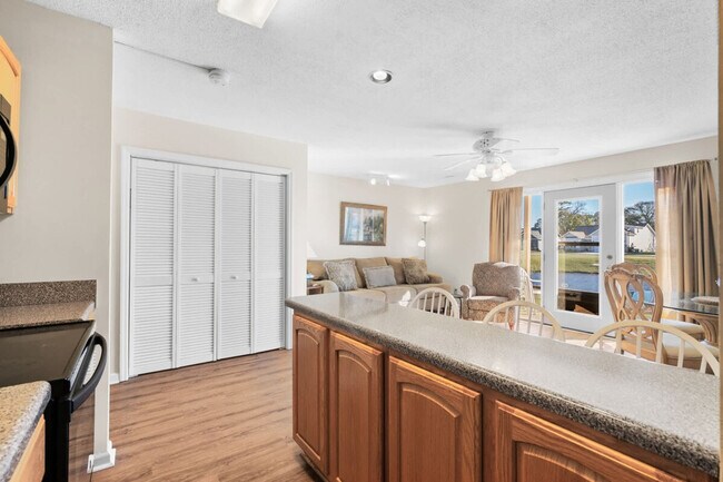 Foto del edificio - 217 Double Eagle Dr