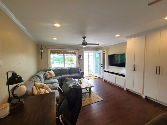 Foto del edificio - Convenient, cute and breezy!