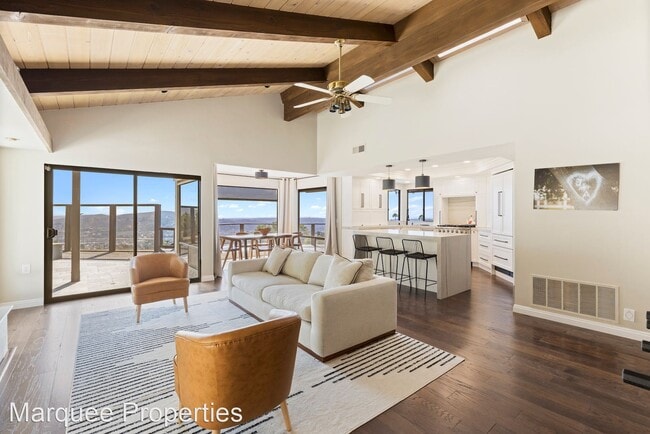 Building Photo - 4 br, 2.5 bath House - 9940 Heavenly Way