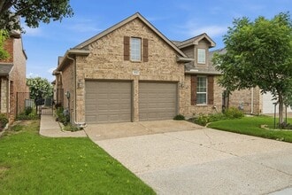 Building Photo - 1028 Kaylie St