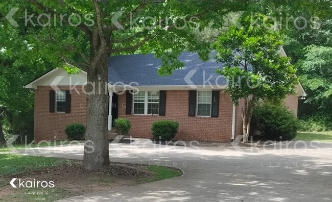 Building Photo - 170 Big Oak Cir