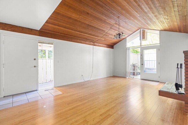 Foto del edificio - 6780 SW Canyon Terrace