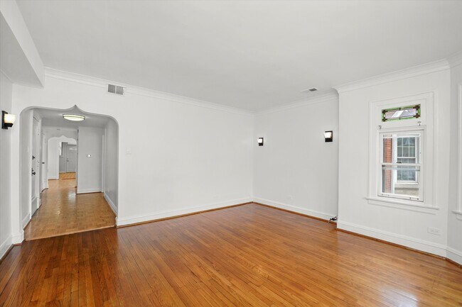 Foto del edificio - 2737 W Lunt Ave