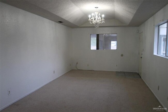 Foto del edificio - 11 E 6th St