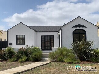 Building Photo - 2032 W 80th St