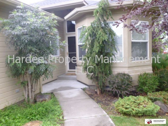 Building Photo - 9856 W Sleepy Hollow Ln