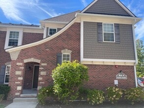 Building Photo - 54253 Calusa Dr