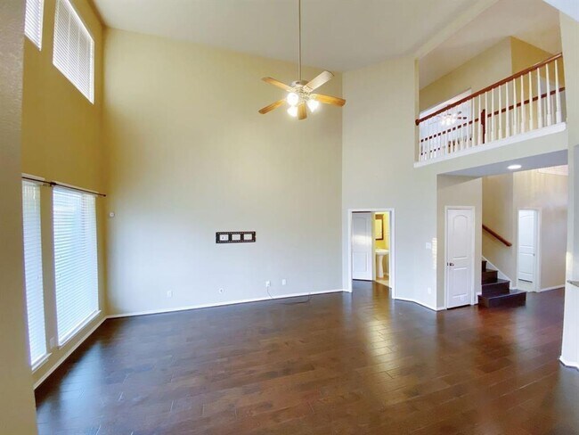 Building Photo - 2914 Fair Chase Dr
