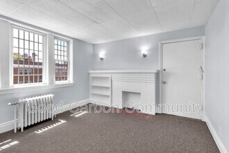 Building Photo - 8 E Depew Ave