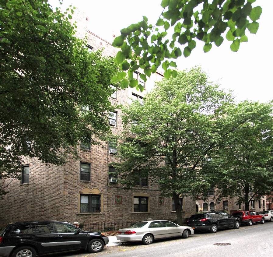 Building Photo - Vandervr Apts